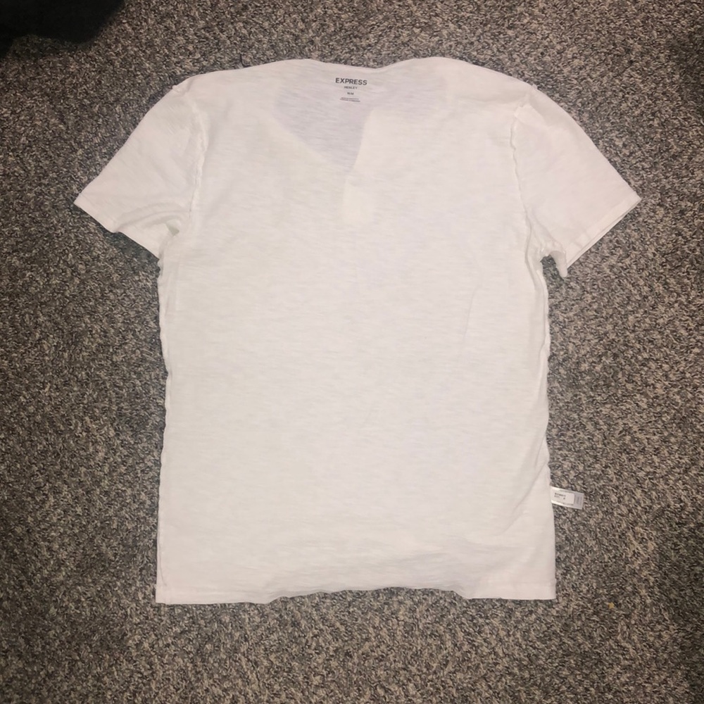 Men’s size medium express Henley shirt